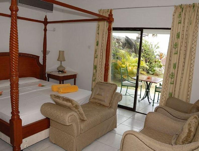 Edens Holiday Villas Port Glaud Pokoj fotografie